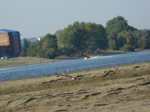 фото берега реки
